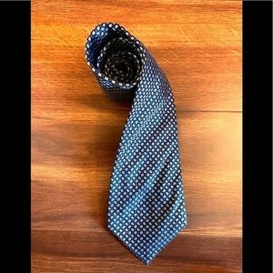 KENNETH COLE New York Blue 100% Silk Handmade Necktie